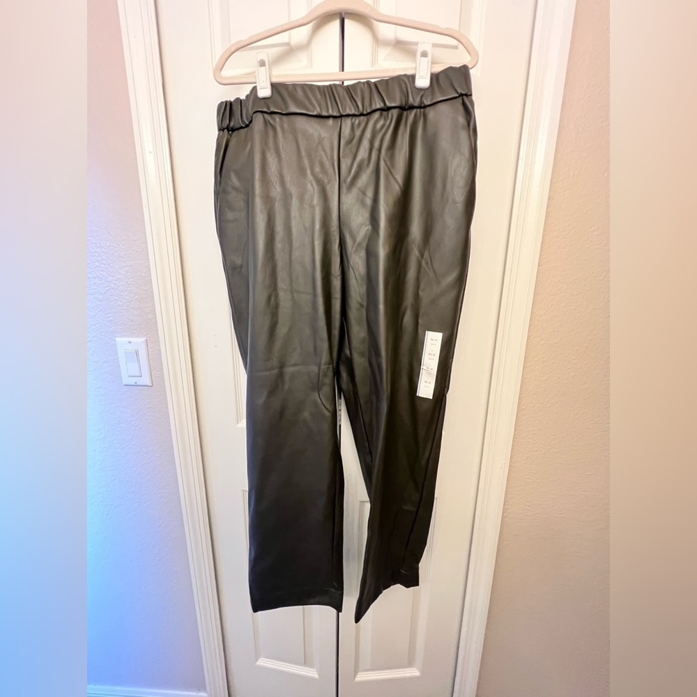 A New Day-Olive Green Faux Leather Ankle Pants-Size XL R-New with Tags